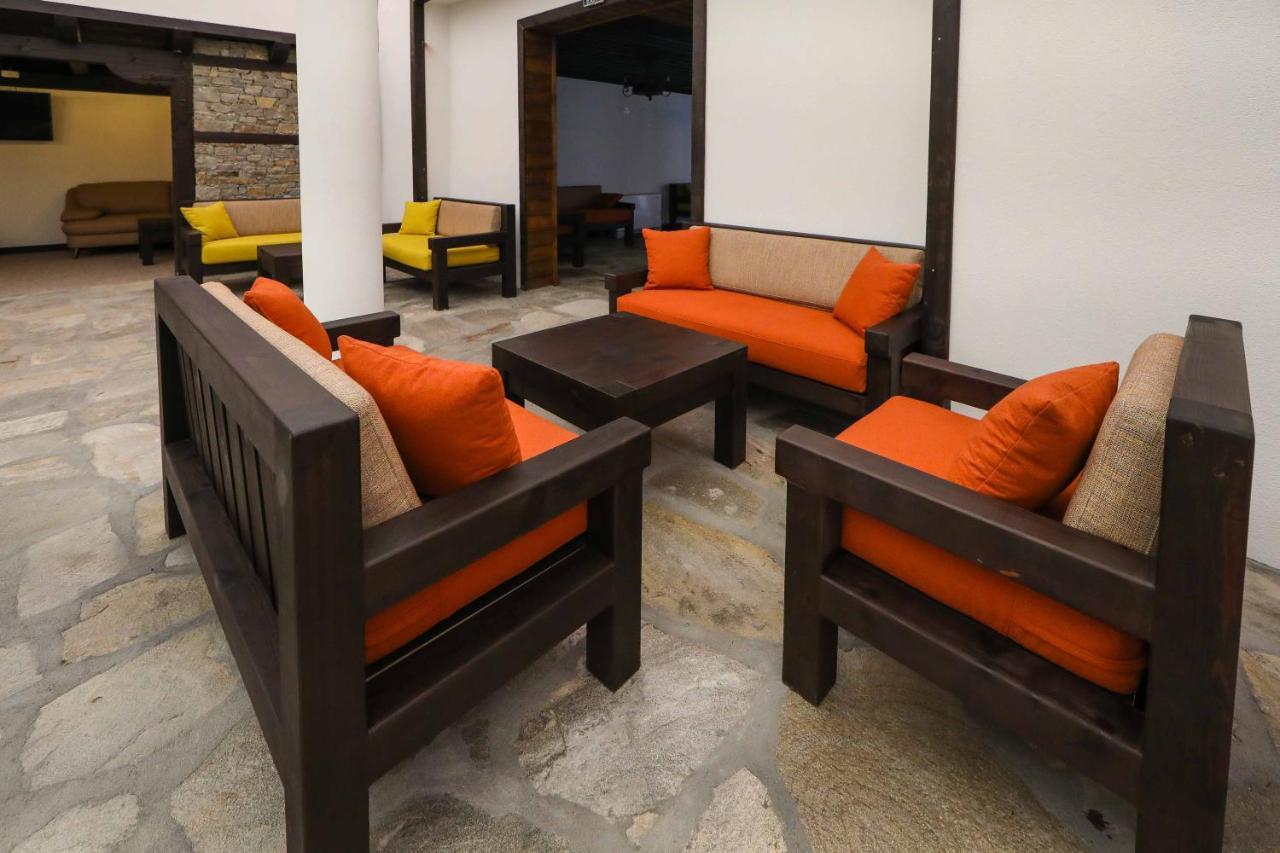 Hotel Leshten Dış mekan fotoğraf