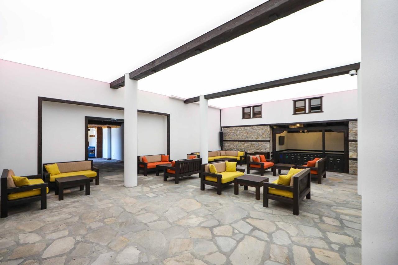 Hotel Leshten Dış mekan fotoğraf