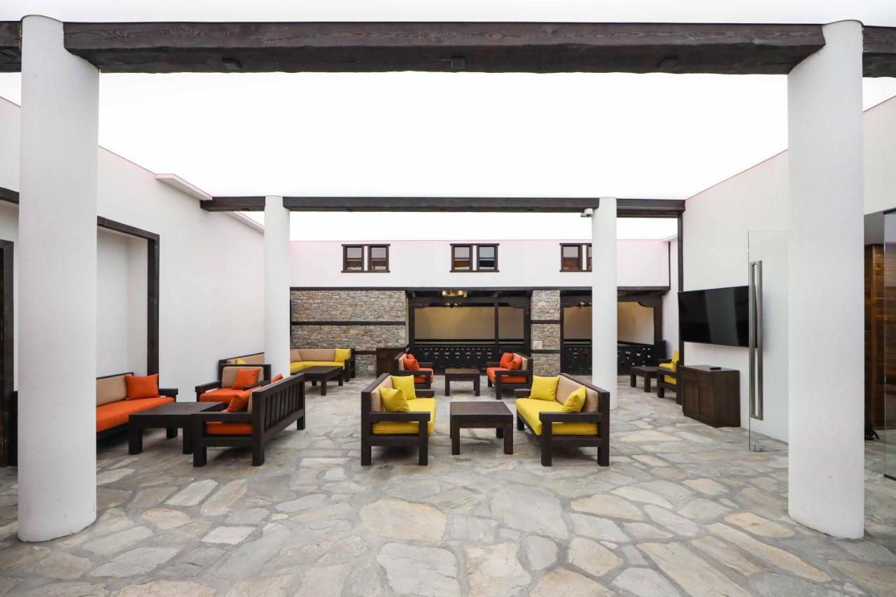 Hotel Leshten Dış mekan fotoğraf