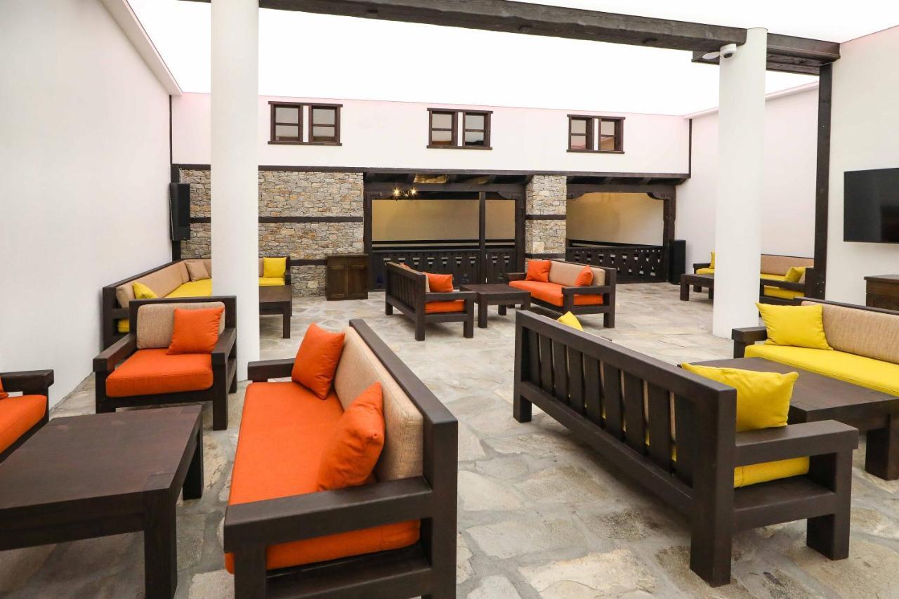 Hotel Leshten Dış mekan fotoğraf