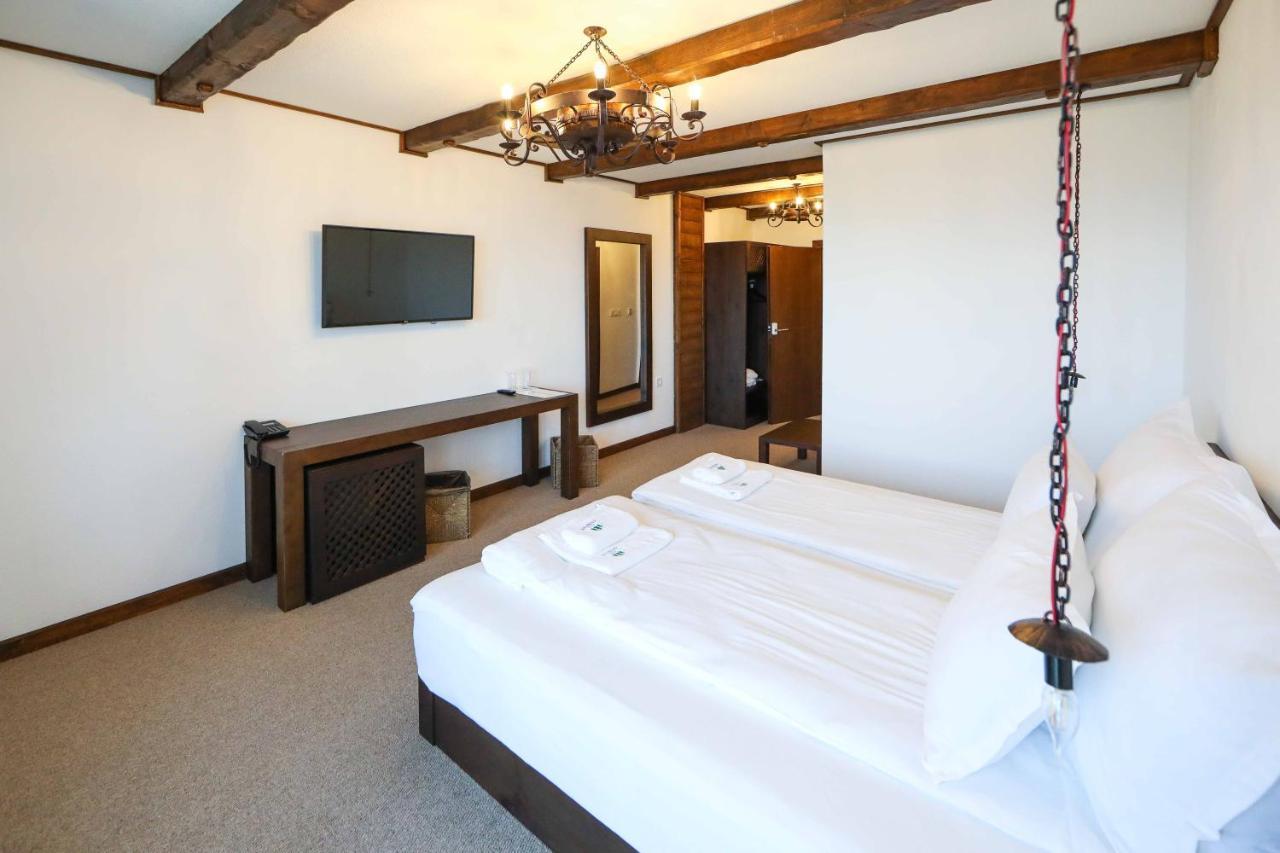 Hotel Leshten Dış mekan fotoğraf