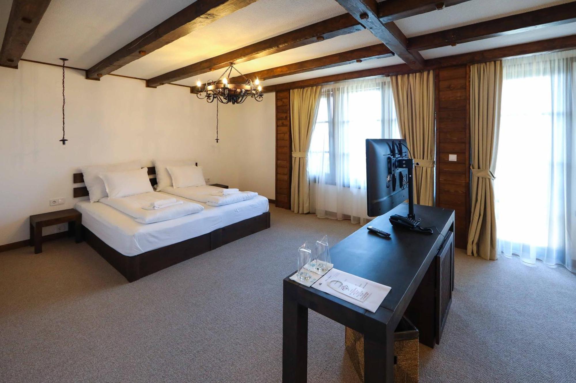 Hotel Leshten Oda fotoğraf