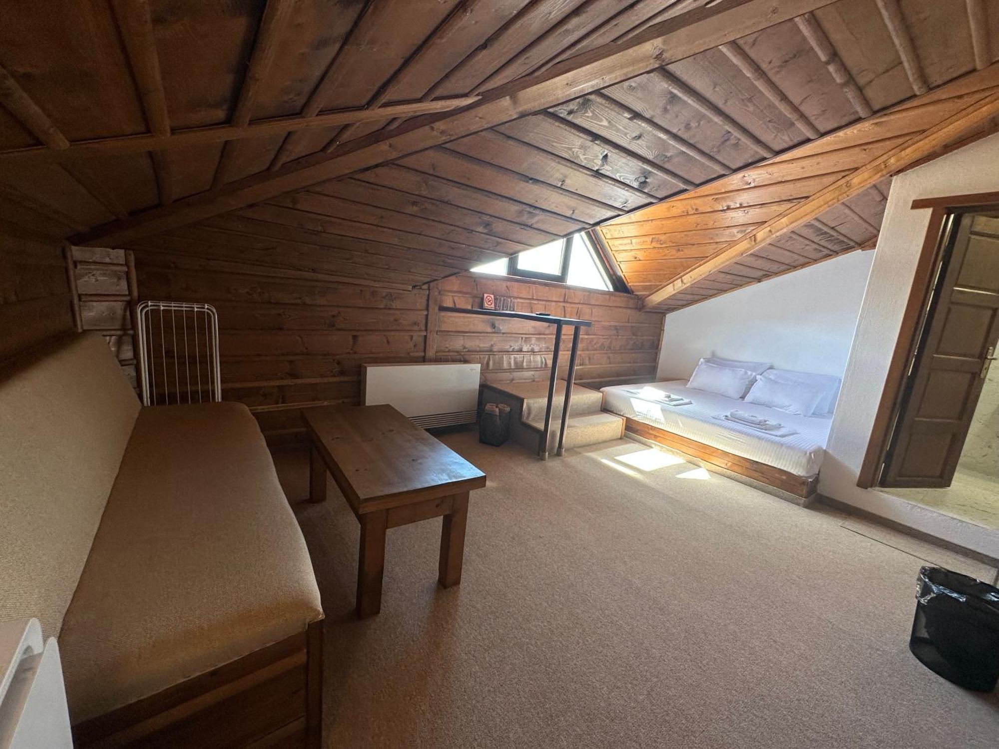 Hotel Leshten Dış mekan fotoğraf