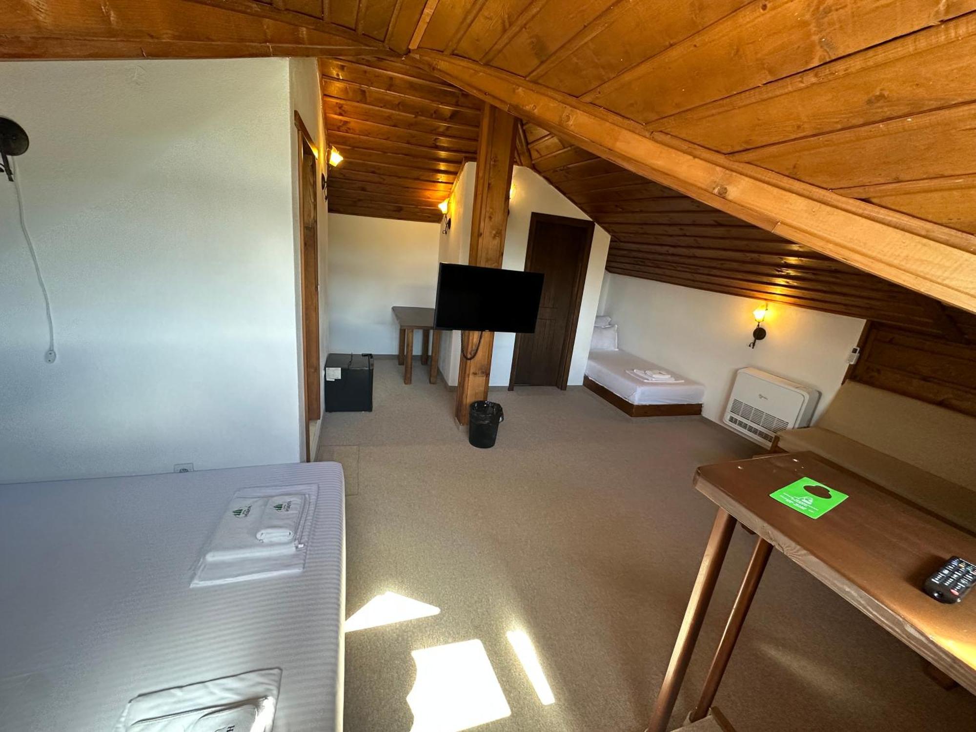 Hotel Leshten Dış mekan fotoğraf