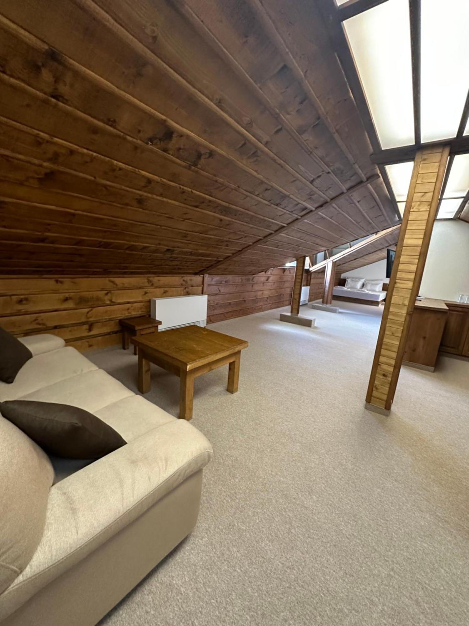Hotel Leshten Dış mekan fotoğraf